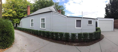 Lucy's Cottage - Lismore Accommodation 1