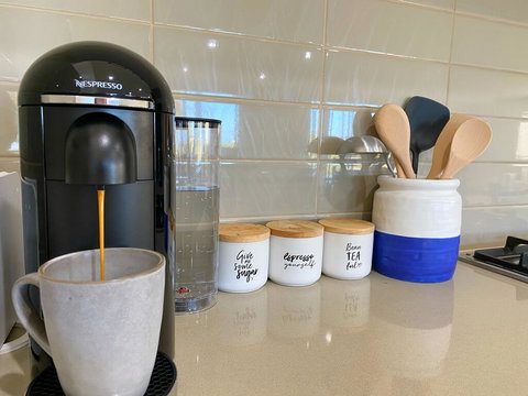 Luxury 3BR Home With KING Bed Metung - Lismore Accommodation 1