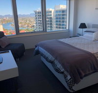 Luxury Large One Bedroom Surfers Paradise - Lismore Accommodation