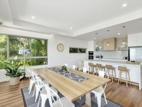 Luxury On Currumbin Beach - Lismore Accommodation 1