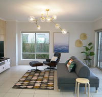 Luxury Waterfront Villa in Sanctuary Lakes - Lismore Accommodation