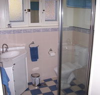 MacDonnell House Naracoorte - Lismore Accommodation