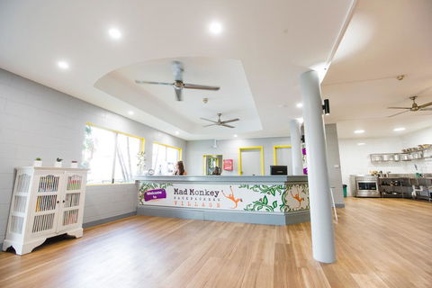 Mad Monkey Backpackers Village - Lismore Accommodation 1