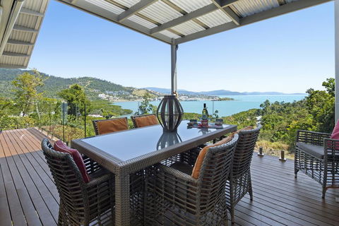 MANDALAY ESCAPE, SECLUSION & SERENITY WITH A POOL - Lismore Accommodation 1