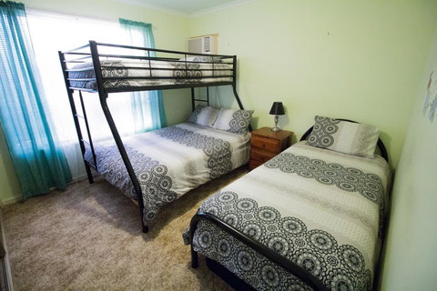 Manilla Cottage - Manilla NSW - Lismore Accommodation 2