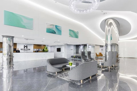 Meriton Suites Southport - Lismore Accommodation 1