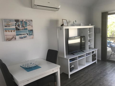 Mindarie Beach Studio - Lismore Accommodation 0