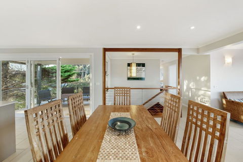 Mitchell Pde 118 Mollymook - Lismore Accommodation 1