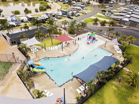 Moama Waters - Lismore Accommodation 2