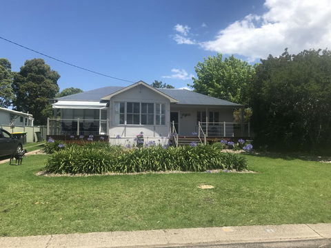 Moruya Holiday House - Lismore Accommodation 1