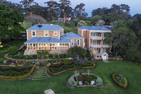 Grand Mercure Basildene Manor - Lismore Accommodation 0