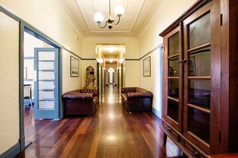 Captain Stirling Hotel - Lismore Accommodation 22