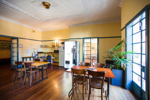 Captain Stirling Hotel - Lismore Accommodation 30