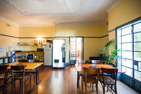 Captain Stirling Hotel - Lismore Accommodation 29