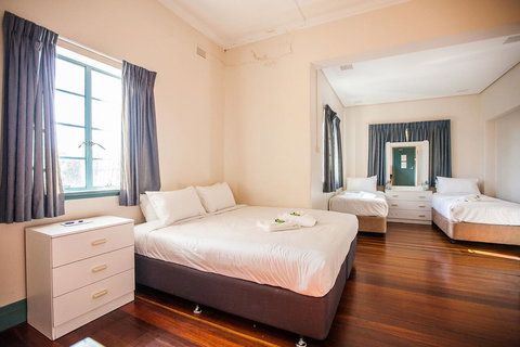 Captain Stirling Hotel - Lismore Accommodation 37