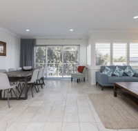 Cottesloe Beach House II - Lismore Accommodation