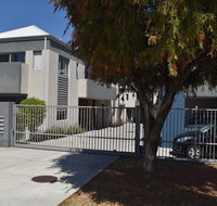 Central Executive Townhouse - Lismore Accommodation