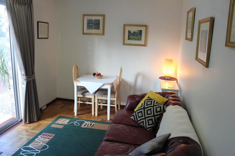 Jacaranda Hideaway Bed & Breakfast - Lismore Accommodation 3