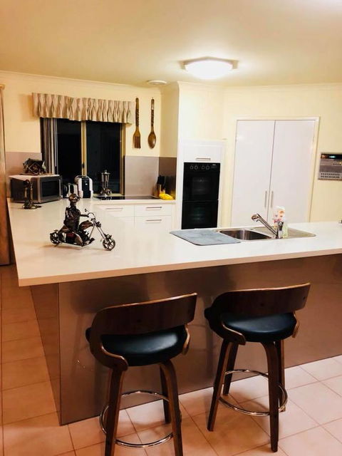 LA ANCHOR ON THE CANALS (MANDURAH) - Lismore Accommodation 6