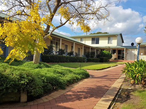 Park Avenue Holiday Units - Lismore Accommodation 0