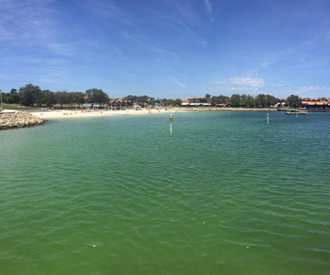 Crossland House - Lismore Accommodation 9