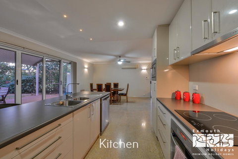 13 Learmonth Street - Close To Town Centre - Lismore Accommodation 4