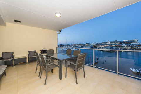 Dolphin Quay Apartments - Lismore Accommodation 21