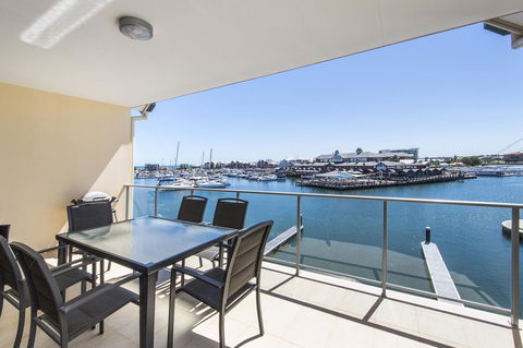 Dolphin Quay Apartments - Lismore Accommodation 36