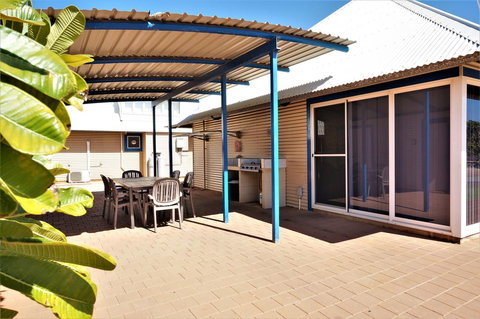 Osprey Holiday Village Unit 120 - Plenty Of Room For A Large Family - Lismore Accommodation 16