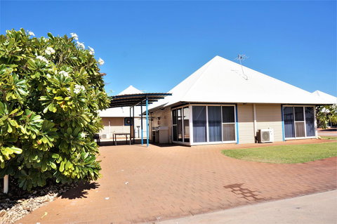 Osprey Holiday Village Unit 120 - Plenty Of Room For A Large Family - Lismore Accommodation 1