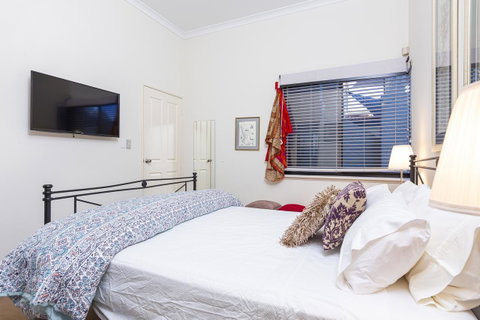 Como Executive Apartment - Lismore Accommodation 7