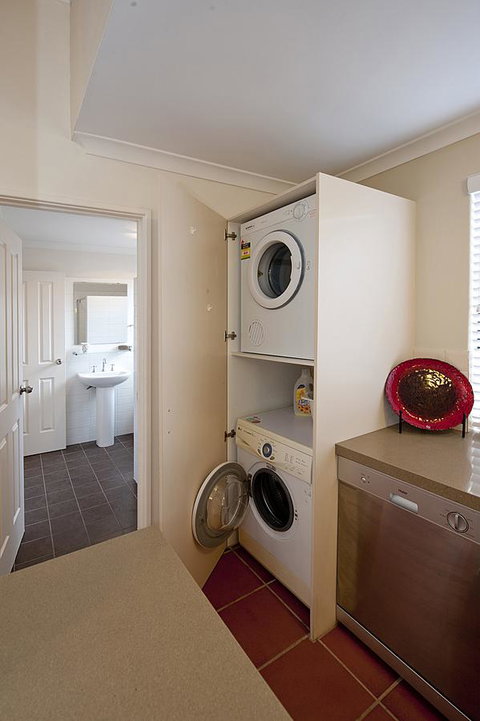 Como Executive Apartment - Lismore Accommodation 14