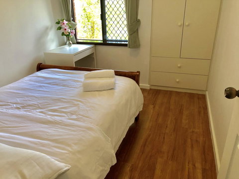Charming Quiet Lodge-2 Minutes Walk To Shopping Complex - Lismore Accommodation 20