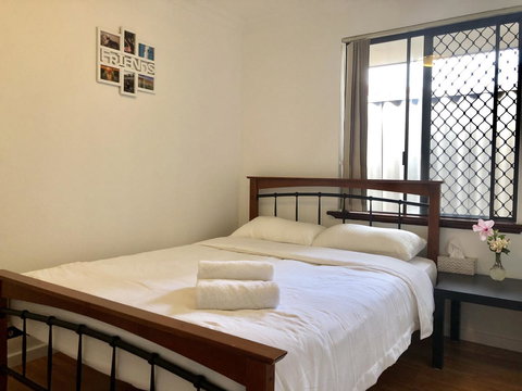 Charming Quiet Lodge-2 Minutes Walk To Shopping Complex - Lismore Accommodation 16