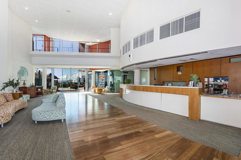 A 406 FANTASTIC OCEAN BEACH And MARINA VIEW APT - MANDURAH - Lismore Accommodation 6