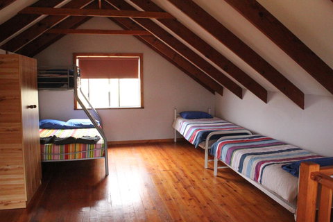 Kestrel Chalets - Lismore Accommodation 9