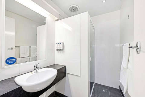 Coach House Launceston - Lismore Accommodation 23