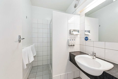 Coach House Launceston - Lismore Accommodation 24