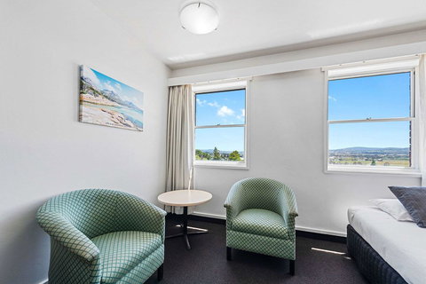 Coach House Launceston - Lismore Accommodation 18