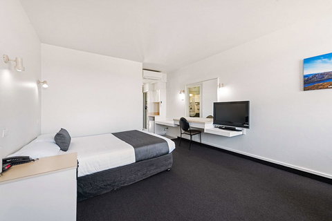 Coach House Launceston - Lismore Accommodation 17