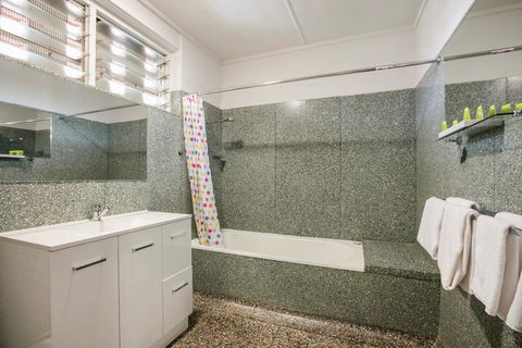 Nightcap At Camp Hill Hotel - Lismore Accommodation 3