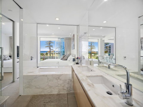 Nirvana By The Sea - Lismore Accommodation 3