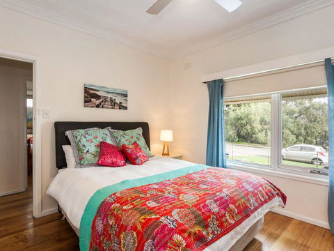 OCEAN SOUNDS - Anglesea - Lismore Accommodation 1