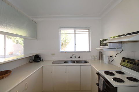 Ocean Views - Lismore Accommodation 3