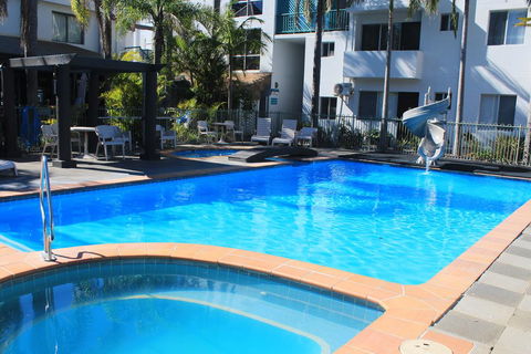 Oceanside Hawks Nest - Lismore Accommodation 0