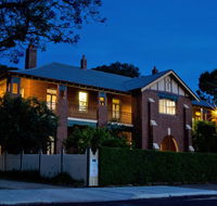 Old Parkes Convent - Lismore Accommodation