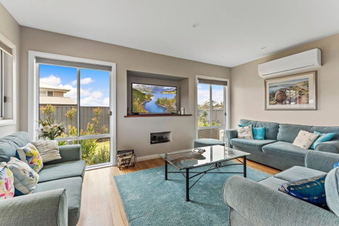 Ontario Way 1 Burrill Lake - Lismore Accommodation 0