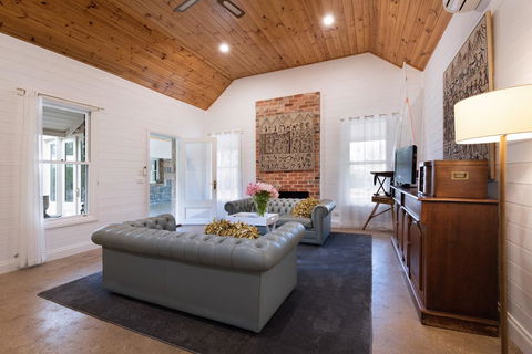 Orchards At Spring Vale Farm - Lismore Accommodation 3