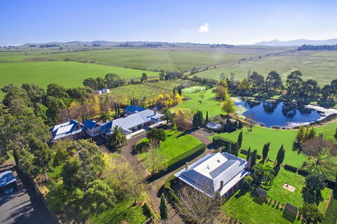 Orchards At Spring Vale Farm - Lismore Accommodation 0