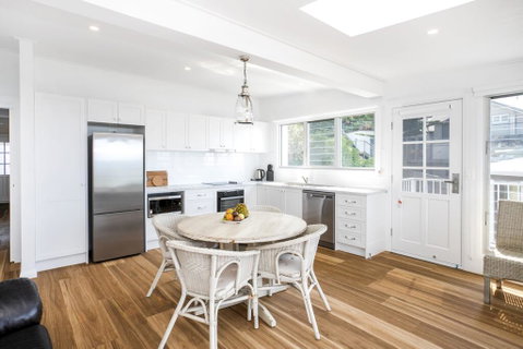 Pa's Beach House - Apartment 1 - Lismore Accommodation 3